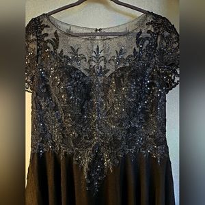 Stunning Black JJs House Dress with garment bag